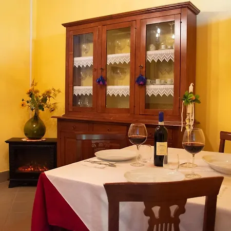 Πανσιόν Goccia Di Vino 4*