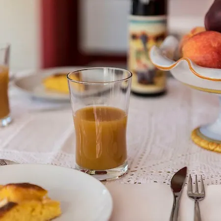 Goccia Di Vino La Morra