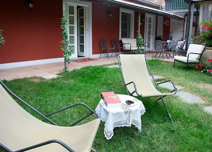 Goccia Di Vino 4* La Morra